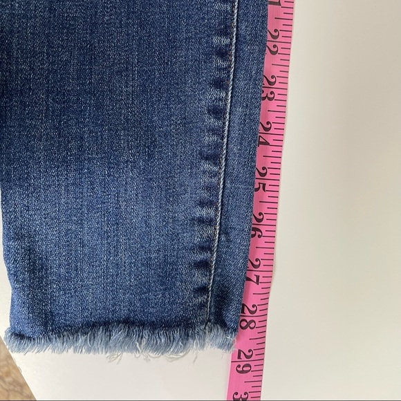 Abercrombie & Fitch Distressed Raw Hem Skinny Jeans Size 28/6 - Picture 12 of 13